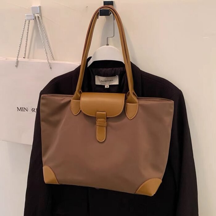 Cross-border Large Capacity Bag Women's 2024 New Shoulder Commuter Bag Student Class Bag Nylon Cloth All-match Tote Bag - Image 2