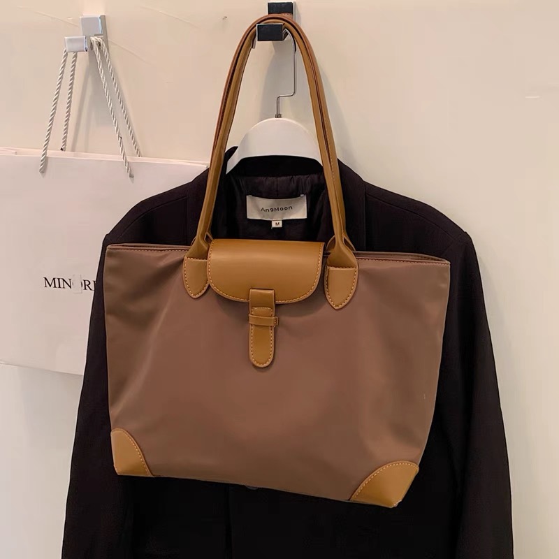 Cross-border Large Capacity Bag Women's 2024 New Shoulder Commuter Bag Student Class Bag Nylon Cloth All-match Tote Bag - Image 2