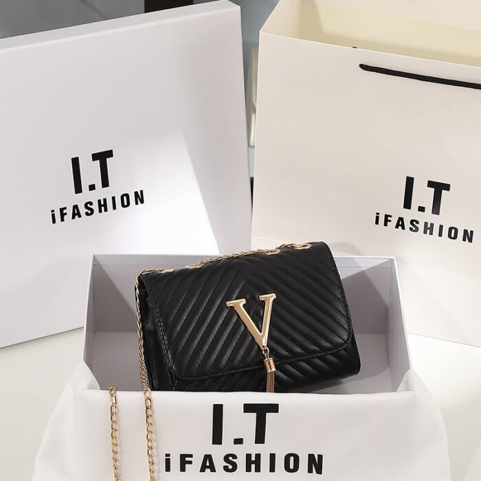 Women's bag shoulder bag new fashion striped embroidered shoulder bag tassel decorative bag messenger bag a generation of hair - Image 2
