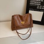 Winter Pure Color Large Capacity Foreign Style New Trendyy Armpit Women's Bag Work Clothing Chain Wandering Shoulder Tote Bag - Image 3