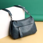 2025 New Middle-Aged Women's Bag, Korean Style Fashionable Shoulder Crossbody Bag, Simple and Trendyy Mother Bag, Elegant and Versatile Bag
