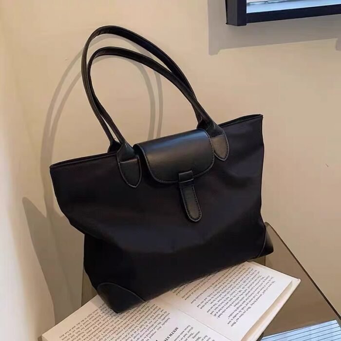 Cross-border Large Capacity Bag Women's 2024 New Shoulder Commuter Bag Student Class Bag Nylon Cloth All-match Tote Bag - Image 5