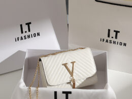 Women's bag shoulder bag new fashion striped embroidered shoulder bag tassel decorative bag messenger bag a generation of hair