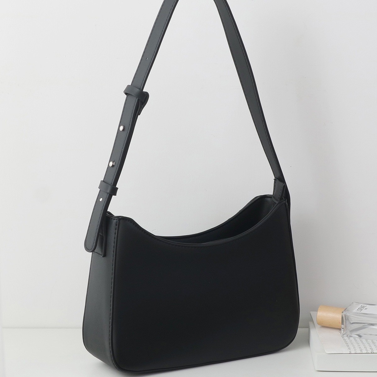 Korean-style Commuter Spring and Summer New Niche Single-shoulder Handbag Fashion Trendy High-end Small Square Bag Underarm Bag for Women