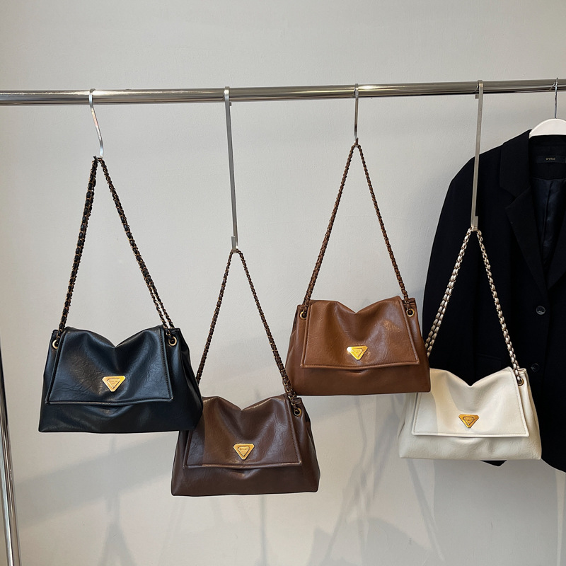 Winter Pure Color Large Capacity Foreign Style New Trendyy Armpit Women's Bag Work Clothing Chain Wandering Shoulder Tote Bag - Image 4