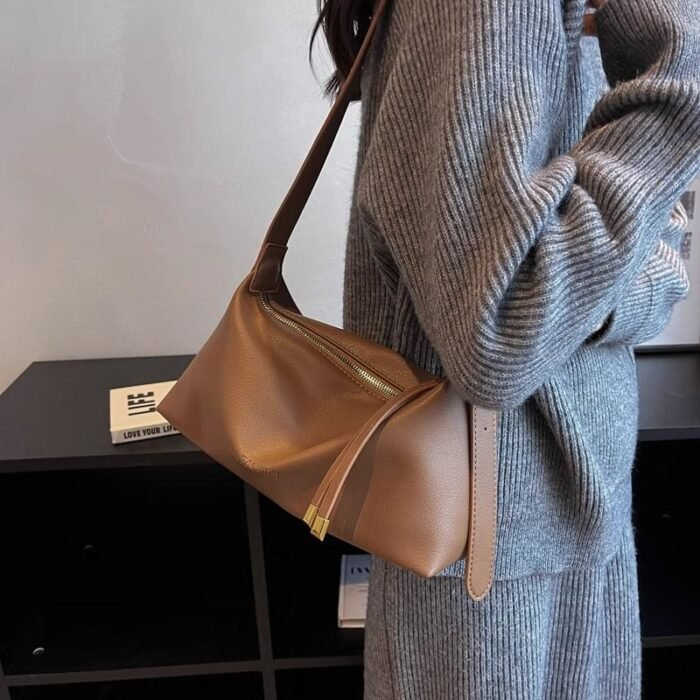 Ins Crossbody Bag Women's 2025 New Fashionable Fashionable Vintage Dumpling Bag Niche Texturity Shoulder Underarm Bag - Image 3