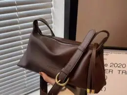 Ins Crossbody Bag Women's 2025 New Fashionable Fashionable Vintage Dumpling Bag Niche Texturity Shoulder Underarm Bag