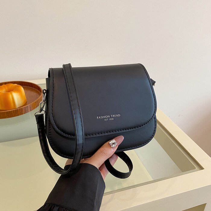 Candy Color Autumn and Winter New All-match Shoulder Bag Fashionable Small Fresh High-value Saddle Bag Commuter Crossbody Women's Bag - Image 3