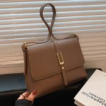 Retro Fashion Casual Large Bag Women's 2025 New Trendy Temperament Shoulder Underarm Bag Autumn and Winter Popular Crossbody Bag - Image 2