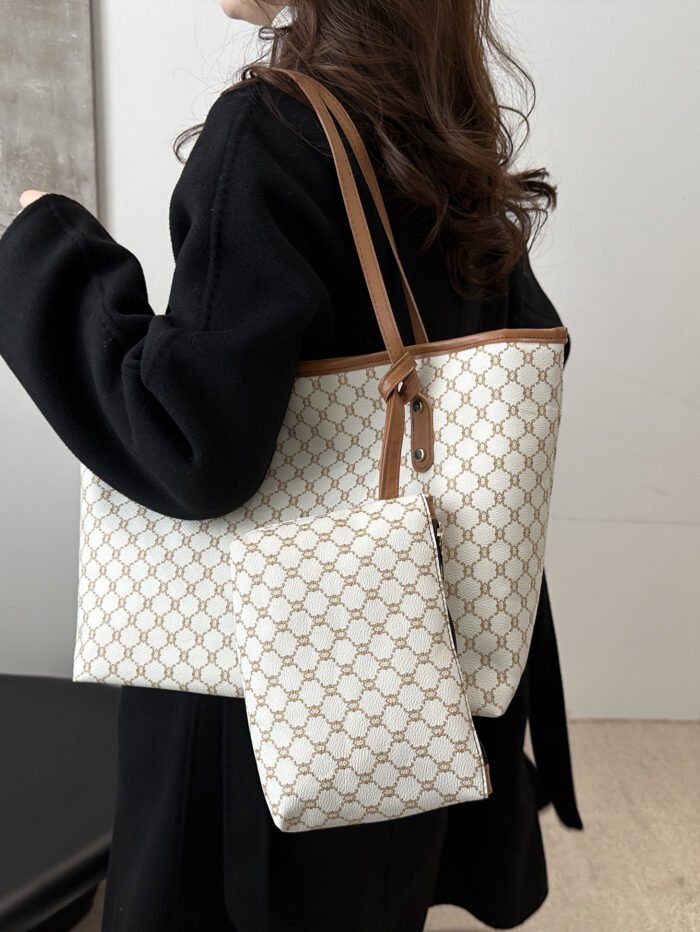 Large-Capacity Shoulder Bag for Women, Commuter Personality Tote Bag, New Mother-In-Law Bag, Trendy Texture Women's Bag - Image 3