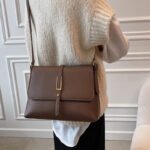 Retro Fashion Casual Large Bag Women's 2025 New Trendy Temperament Shoulder Underarm Bag Autumn and Winter Popular Crossbody Bag - Image 4