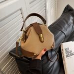 New Shell Bag for Women 2025 New Versatile Fashion Handbag Crossbody Bag Simple Texture Shoulder Bag - Image 3