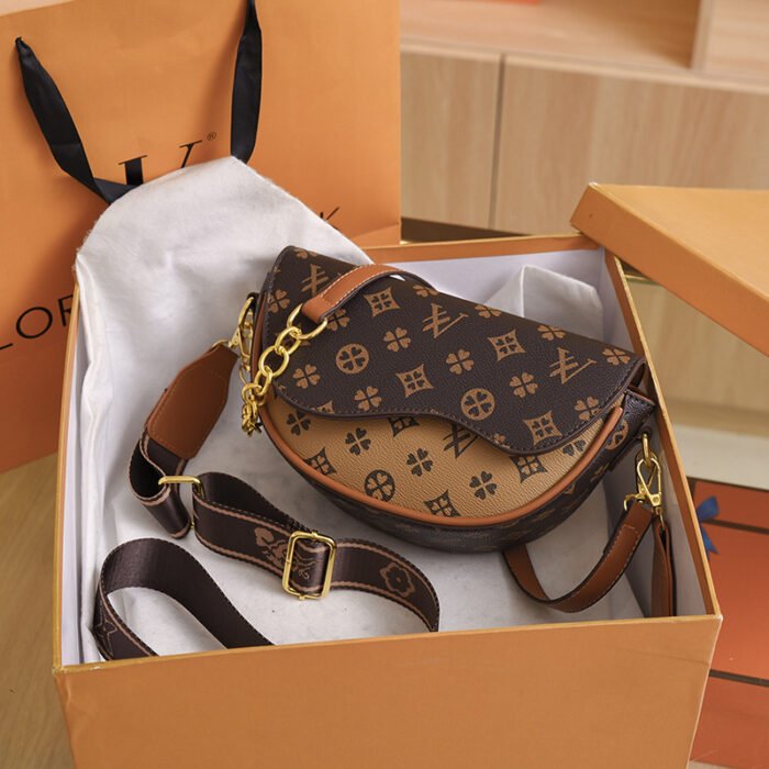 2025 New Trendy and Versatile Semi-Circle Bag Casual Niche Women's Bag Accessible Luxury High-Quality Saddle Bag for Women - Image 3