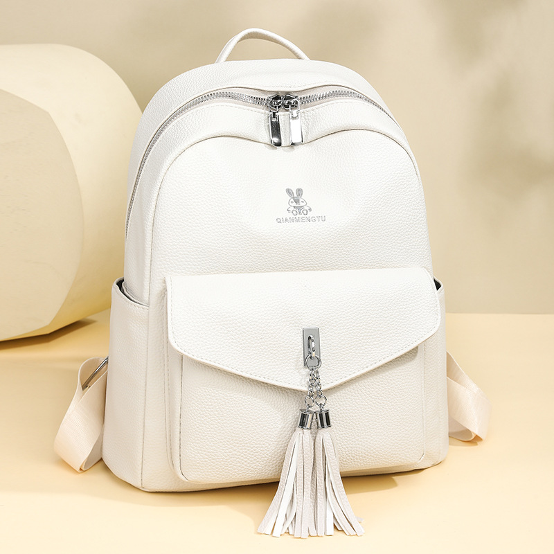 Retro Trendyy Backpack Women's Tassel Decoration Large Capacity Backpack 2025 New European and American Travel Commuter School Bag - Image 3