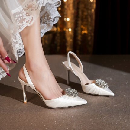 French Pointed Toe Rhinestone Flower High Heel Sandals Satin Stiletto Toe Women's Shoes 2025 New Fairy Wedding Shoes Versatile