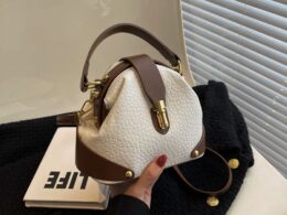 New Shell Bag for Women 2025 New Versatile Fashion Handbag Crossbody Bag Simple Texture Shoulder Bag