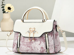 Women's Bag 2025 New Arrival Trendy Ins Korean Style All-Match Small Bag Women's Stylist Shoulder Crossbody Bag Rhombic Small Square Bag