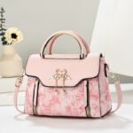 Women's Bag 2025 New Arrival Trendy Ins Korean Style All-Match Small Bag Women's Stylist Shoulder Crossbody Bag Rhombic Small Square Bag - Image 2