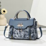 Women's Bag 2025 New Arrival Trendy Ins Korean Style All-Match Small Bag Women's Stylist Shoulder Crossbody Bag Rhombic Small Square Bag - Image 3