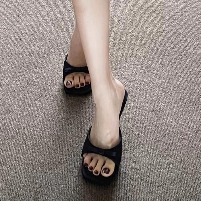 French Style Gentle High Heels Women's 2025 New Retro Square Toe Stiletto Heel Fairy Style Skirt Elegant Roman Sandals - Image 5