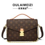 High-End Accessible Luxury Presbyopic Retro Satchel Women's Small Square Bag 2025 New Presbyopic K-Shaped Single Shoulder Crossbody Women's Bag