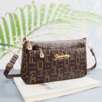 Women's Bag 2026 New Fashion Crossbody Bag Trendy Korean Style Large Capacity Mom's Shoulder Bag for Middle-Aged and Elderly Women Mobile Phone Bag