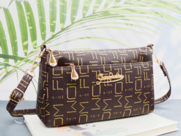 Women's Bag 2026 New Fashion Crossbody Bag Trendy Korean Style Large Capacity Mom's Shoulder Bag for Middle-Aged and Elderly Women Mobile Phone Bag