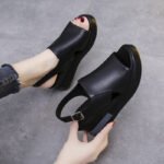 European and American Foreign Trade Platform Thick-soled Wedge PU-soled Lightweight Sandals Women's Outfit One-piece Buckle Beach Sandals