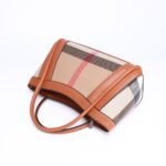 High-End Plaid Shoulder Crossbody Tote Bag – Large Capacity, Stylish Women's Handbag - Image 2