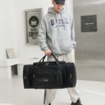 Men's Oversized Travel Bag – Large Capacity Portable Shoulder Luggage for Work & Travel - Image 4