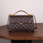 Fashionable Light Luxury Quilted Women's Handbag – Elegant Heavy-Duty Shoulder Crossbody - Image 4