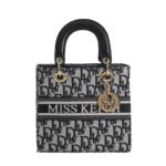 Women's Accessible Luxury Jacquard Crossbody Bag – Princess Diana Style, Single-Shoulder Armpit, High-Quality Texture – Trendy - Image 5