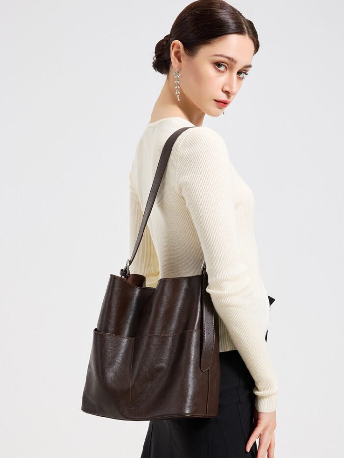 Spring Vintage Vegetable‑Tanned Leather Single‑Shoulder Underarm Tote Bag – Women's Large Capacity, Lazy Style, Mother‑Daughter - Image 1