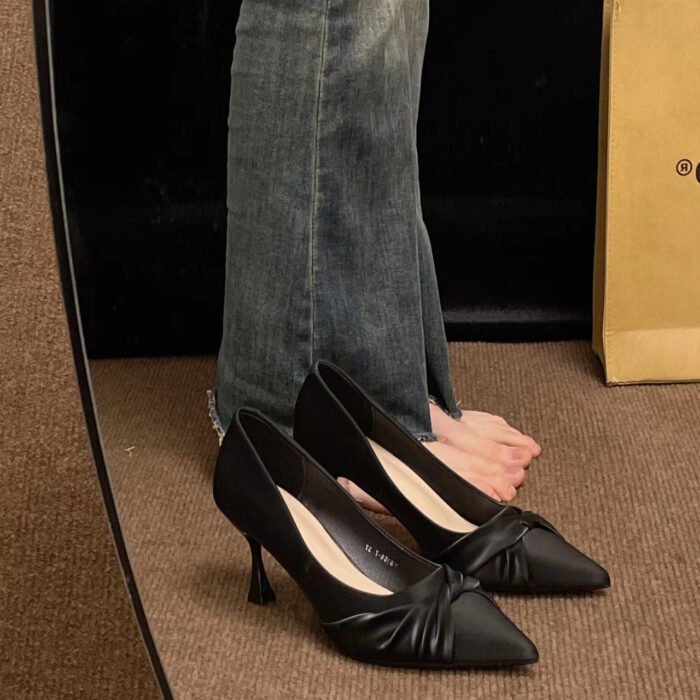 Art Exam Broadcasting and Hosting Off-White High-Heeled Shoes for Women with Stiletto Heels Pointed Toe Non-Tiring Work Clothing Professional Shoes - Image 3