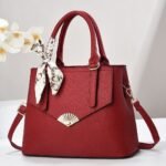New Women's Solid Color Handbag – Lock Closure, Diagonal Texture, Versatile Casual Shoulder Bag – Imported - Image 4
