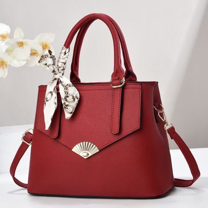 New Women's Solid Color Handbag – Lock Closure, Diagonal Texture, Versatile Casual Shoulder Bag – Imported - Image 4