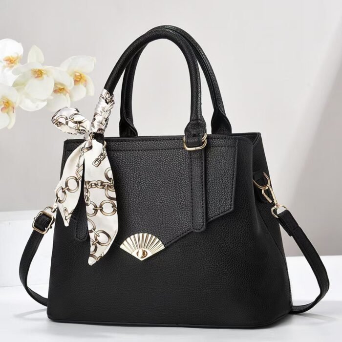 New Women's Solid Color Handbag – Lock Closure, Diagonal Texture, Versatile Casual Shoulder Bag – Imported - Image 2
