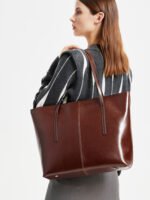 Retro Cowhide Women's Tote Bag – Large Capacity Genuine Leather Shoulder Bag for Versatile Work & Everyday Use - Image 4