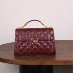 Fashionable Light Luxury Quilted Women's Handbag – Elegant Heavy-Duty Shoulder Crossbody - Image 3