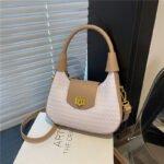 Autumn Textured Crescent Crossbody Bag – 2026 New Style Small Underarm Women’s with Personalized Woven Pattern – Fashion Retro