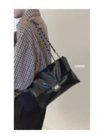 Chanel-Inspired Chain Shoulder Bag – High-End Oil Wax Leather Tote & Crossbody Bag for Women - Image 5