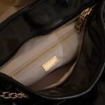 Large-Capacity Quilted Tote Bag for Women β Stylish Single-Shoulder Crossbody Handbag, Universal for Commuting - Image 4